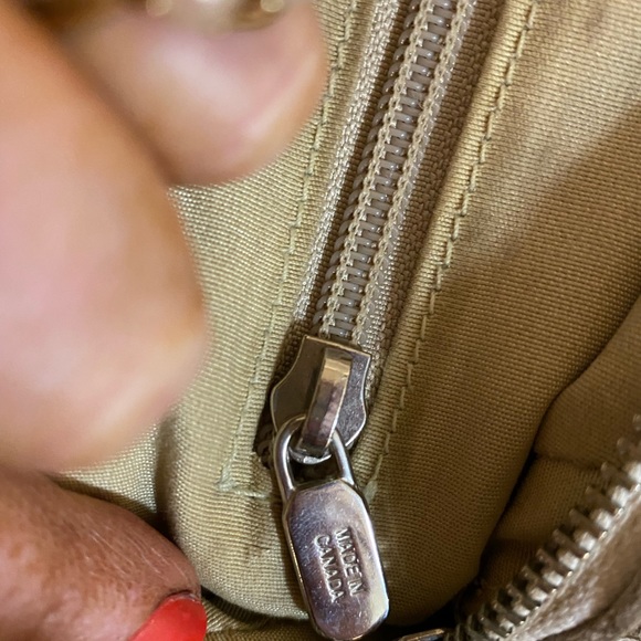 EUC Authentic Roots Leather Tassel handbag. - Picture 15 of 15